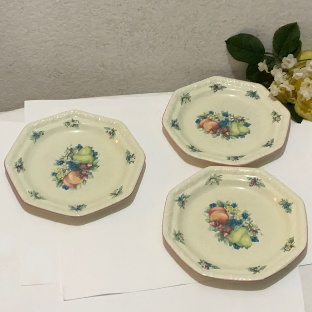 Avon Sweet Country Harvest 7.5" Plates Salad Set of:3 G8